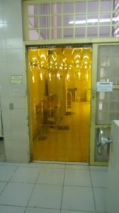 Cortina de PVC Anti-Inseto amarela